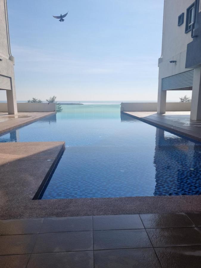 Seaside Haven Homestay Seaview Unit With Pool Opposite Ktcc & Mayang Mall - Pangsapuri Ladang Tanjung Kuala Terengganu Exterior foto